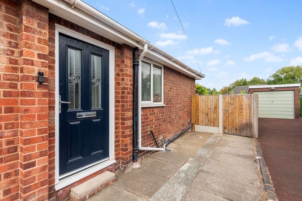 Property photo 2 of 19