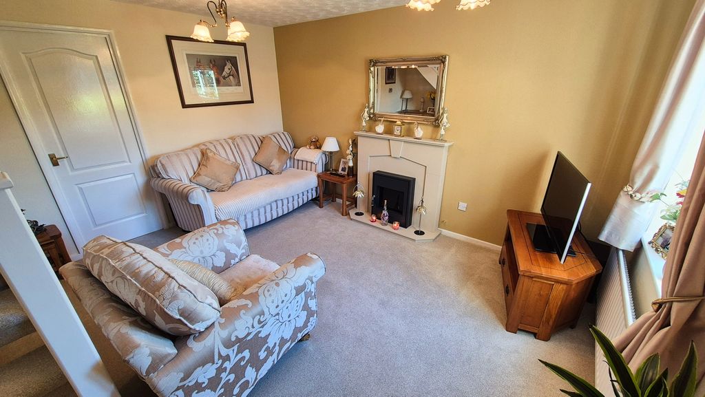 Property photo 2 of 28 Photo 2