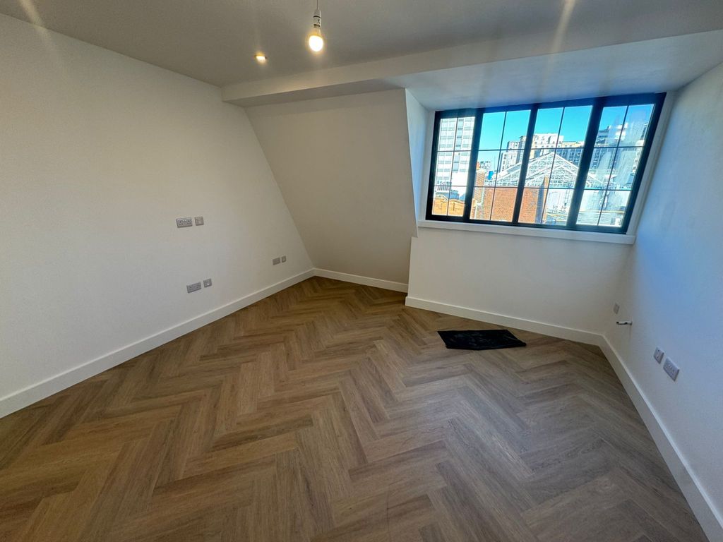 Property photo 2 of 4 Gallery