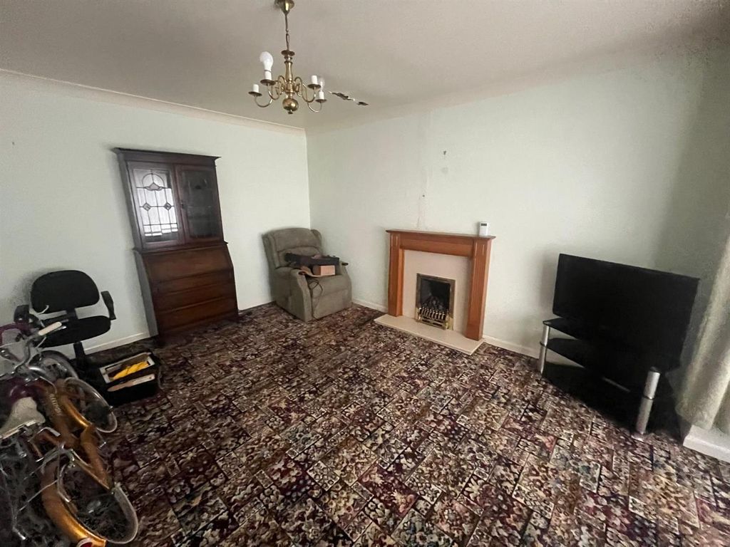 Property photo 2 of 25 Img-20251108-Wa0022.Jpg