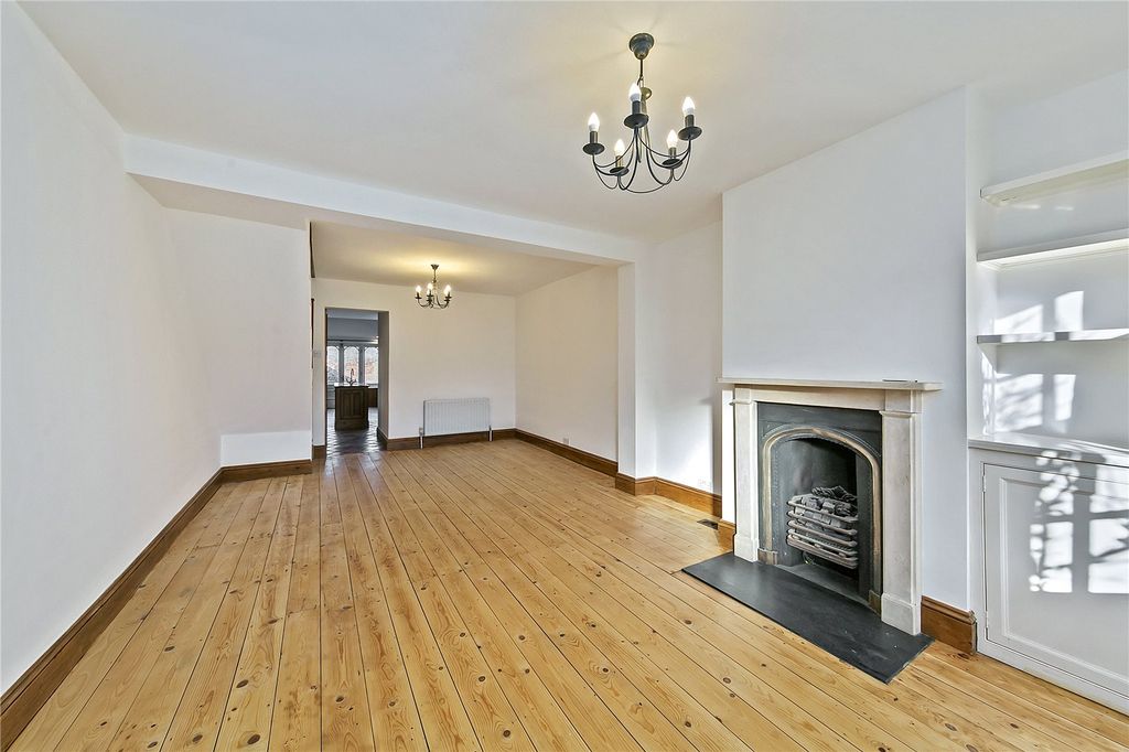 Property photo 2 of 14 Picture No. 07