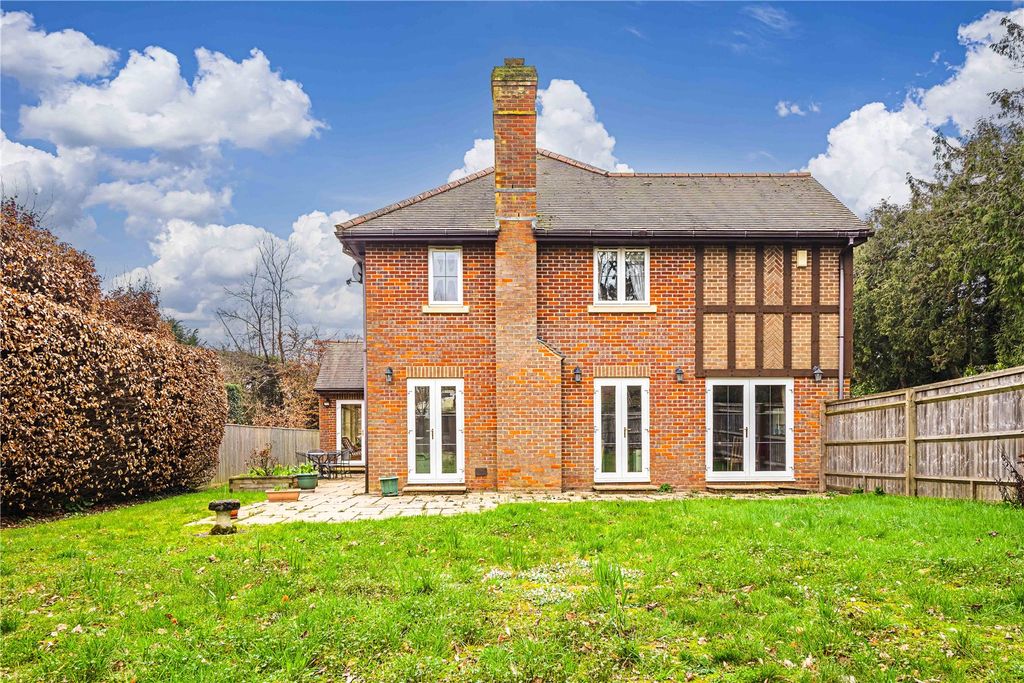 Property photo 3 of 33 Picture No. 31