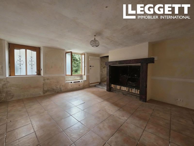 Property photo 3 of 10