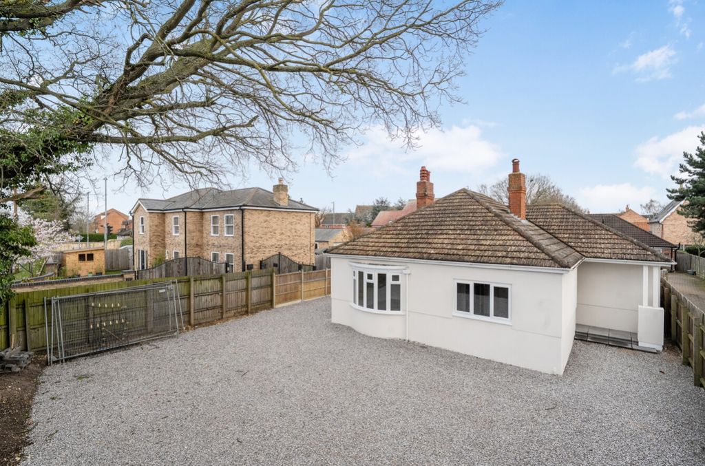 Additional image 22 of 3 bed detached bungalow for saleNewark Road, North Hykeham, Lincoln, Lincolnshire LN6