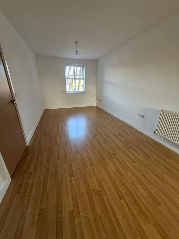 Property photo 2 of 6 Img_4963