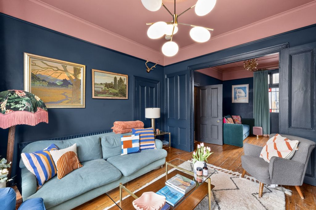 Property photo 2 of 24