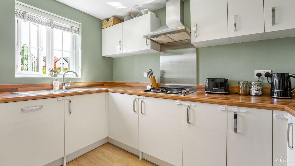 Property photo 3 of 30 5392466
