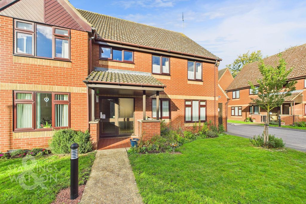 Property photo 1 of 13