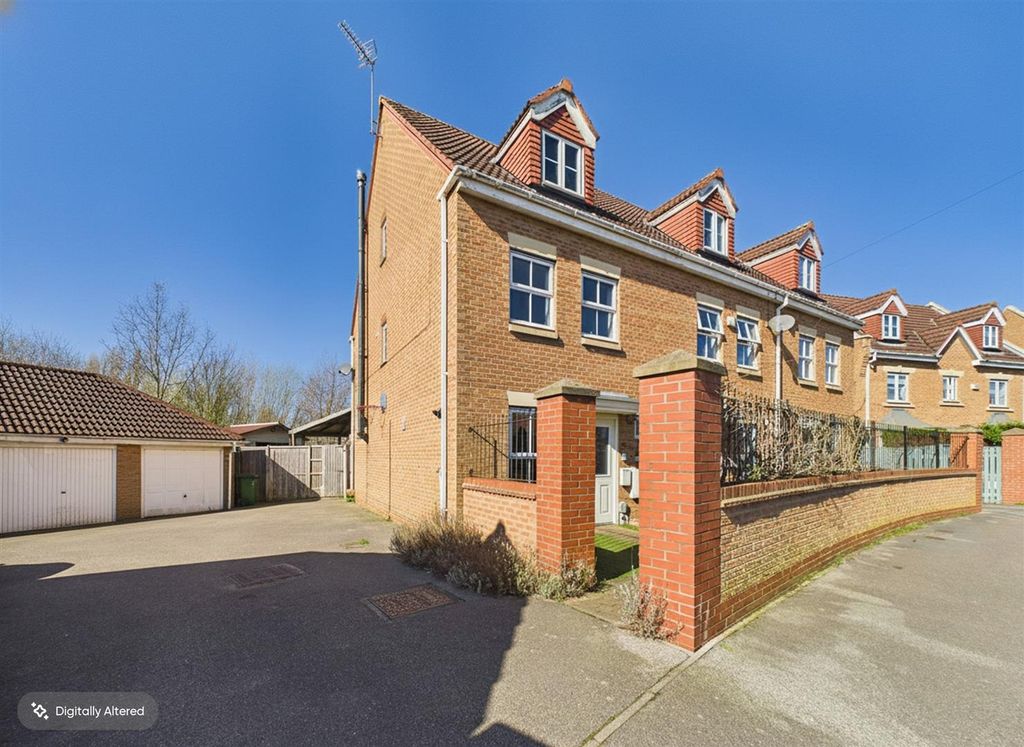 Property photo 1 of 17 Cam03303G0-Pr0335-Still028-001.Jpg