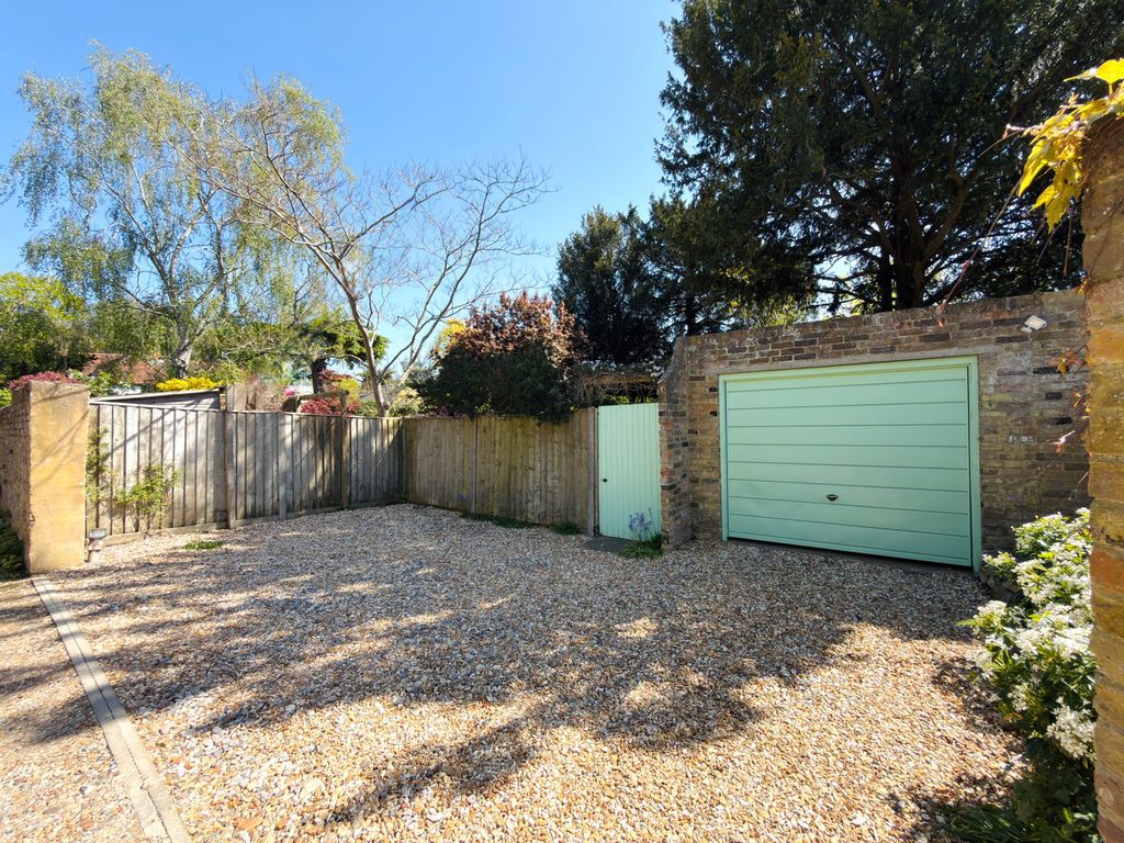Additional image 32 of 5 bed detached house for saleBangors Road South, Iver SL0