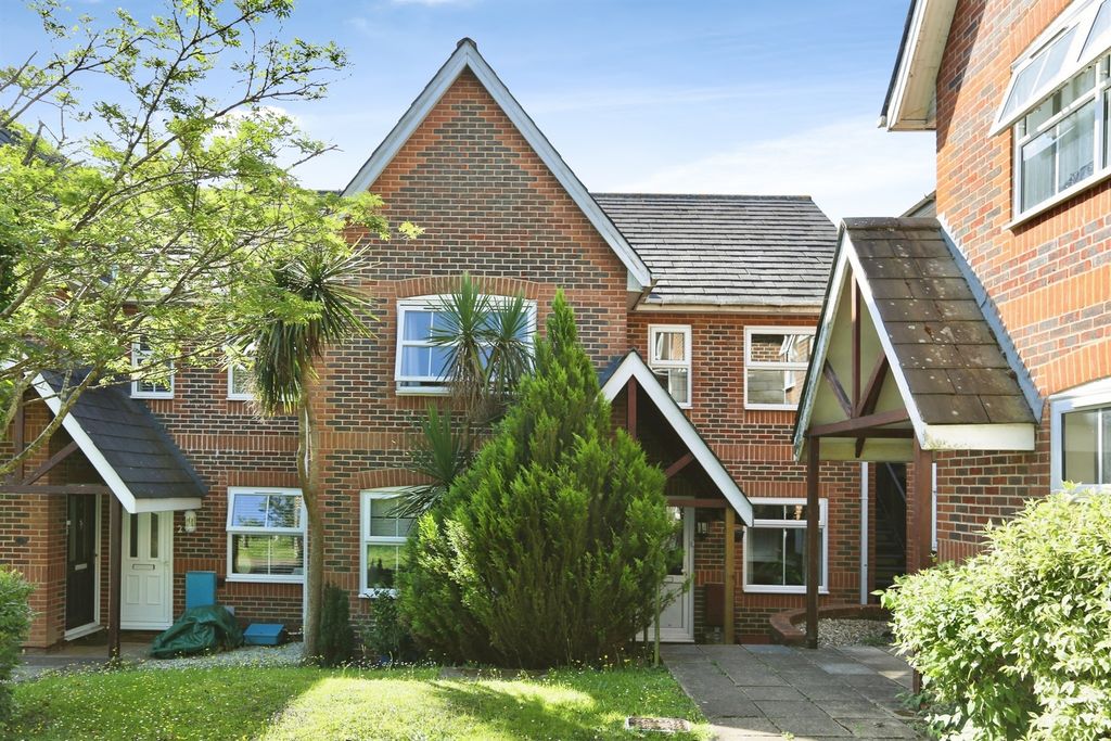 Property photo 1 of 16