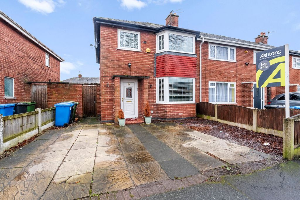 Property photo 1 of 27