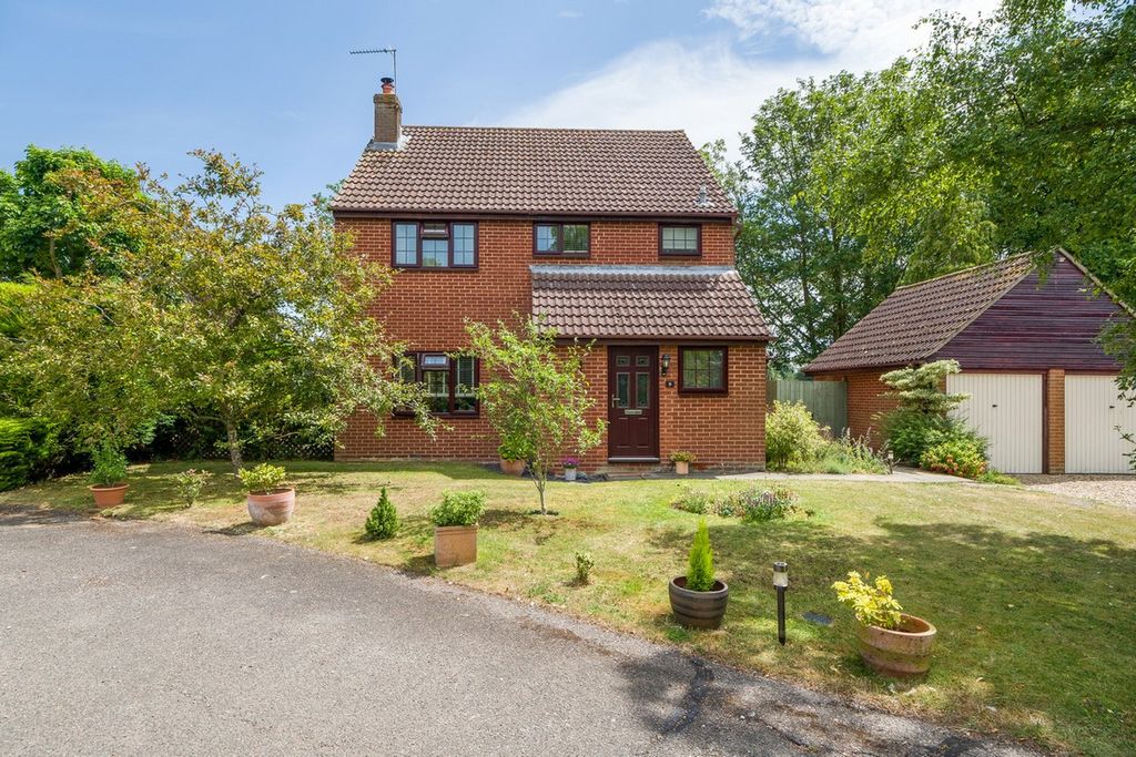Property photo 2 of 24