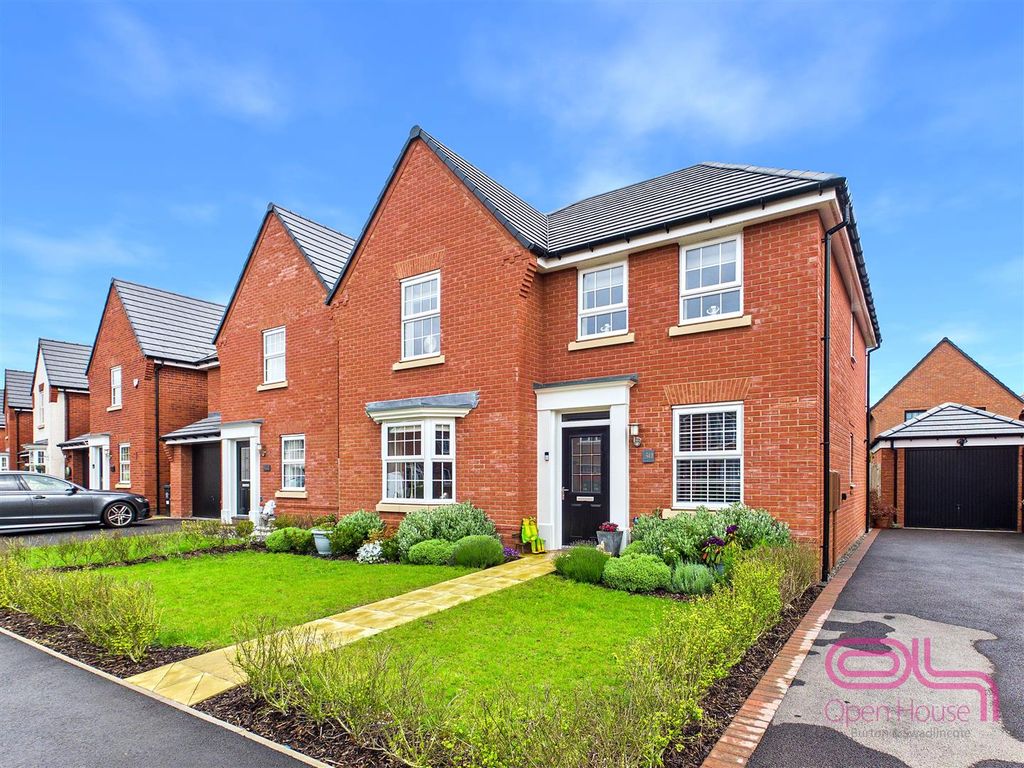 Property photo 3 of 34 Marley Way, Drakelow (6).Jpg