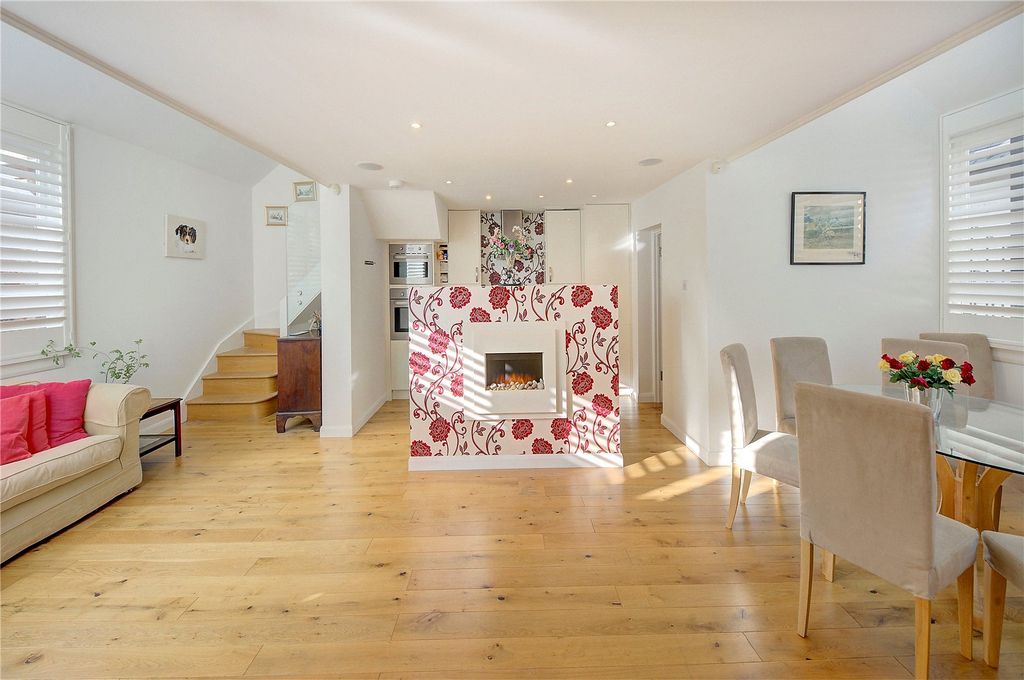 Property photo 3 of 6 Picture No. 08