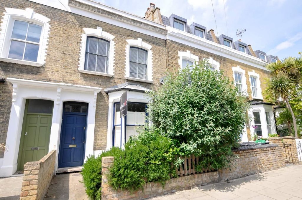 Property photo 2 of 10