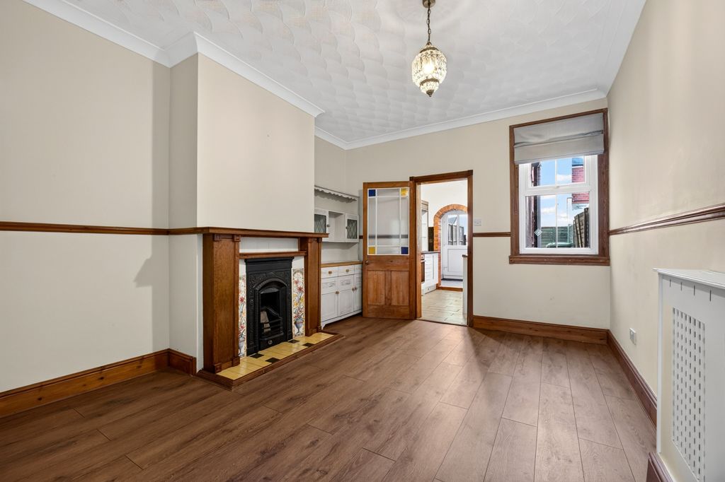 Property photo 3 of 15 Dining Room