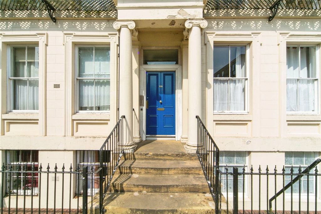 Property photo 1 of 17 Picture No. 35