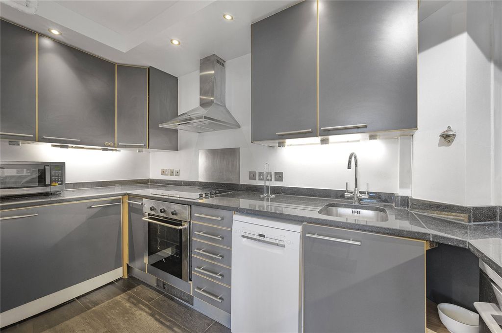 Property photo 3 of 13 Picture No. 58