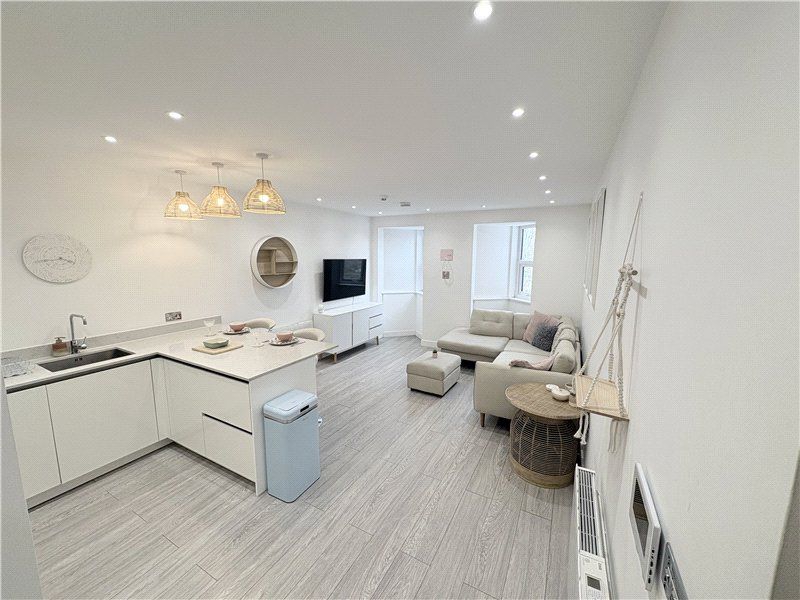 Property photo 2 of 14 Picture No. 03