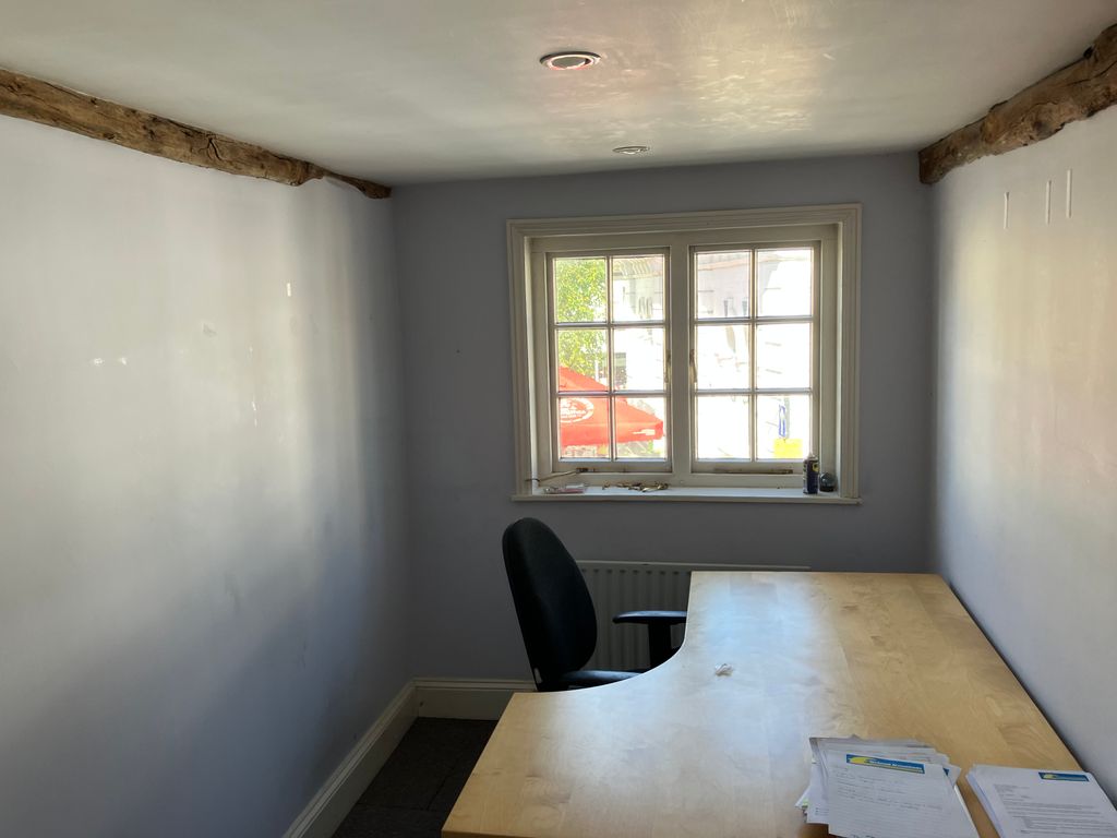 Property photo 3 of 3