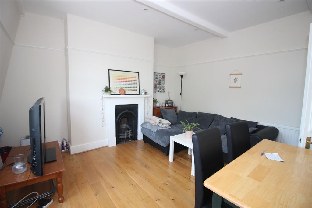 Property photo 3 of 14 Img_2094.Jpg