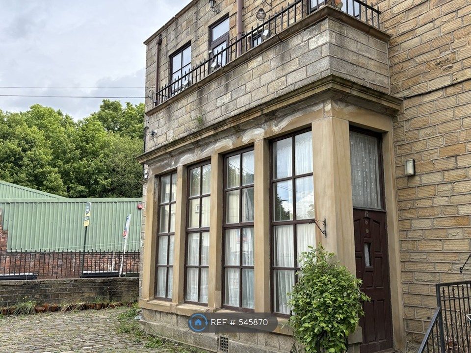 Property photo 1 of 12 Side View Of Building 1