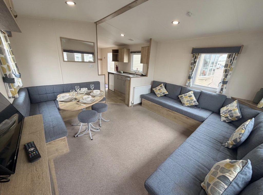 Property photo 3 of 9 Abi Arizona Premier 2021 Car0051556 144239287.Jpeg