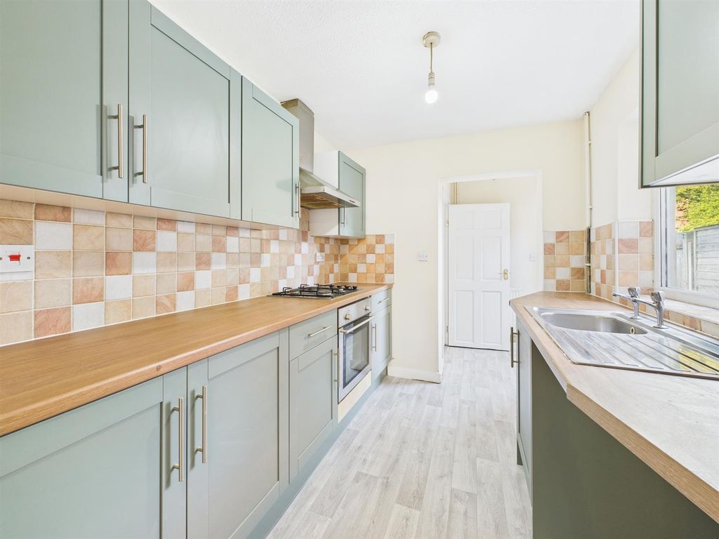 Property photo 2 of 12