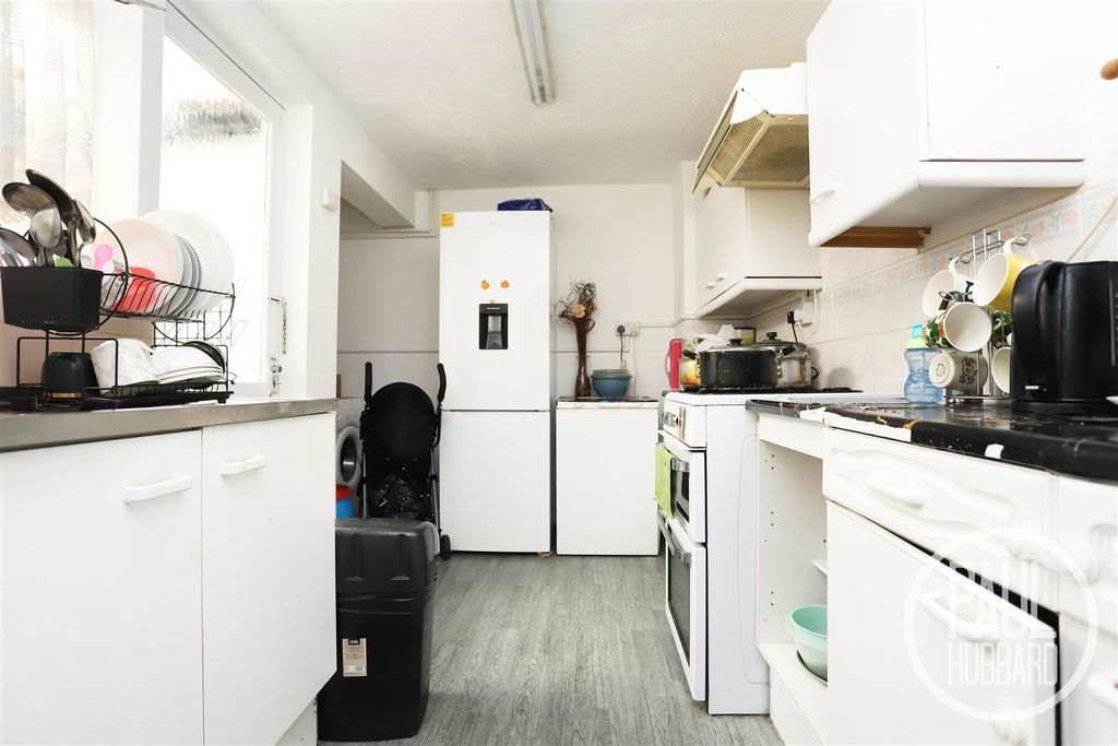 Property photo 3 of 10 Img_8798.Jpg