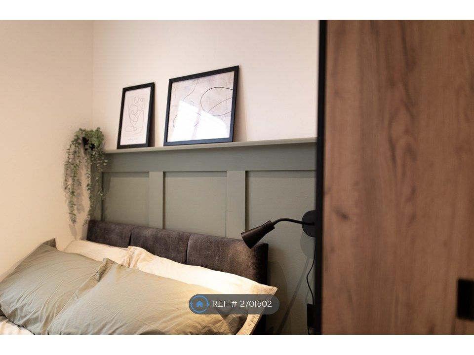 Property photo 3 of 13 Bedroom