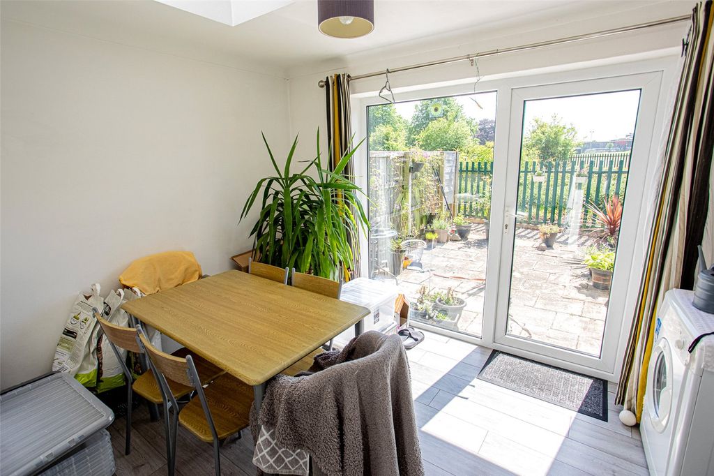 Property photo 3 of 13 Picture No. 05