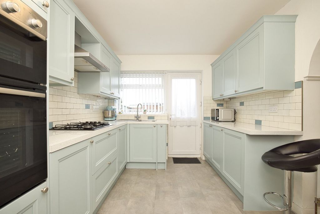 Property photo 2 of 14 Picture 2