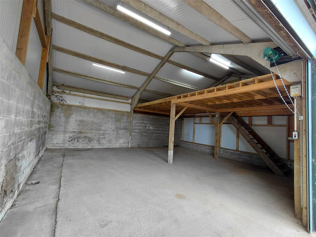 Property photo 2 of 6 Picture No. 02