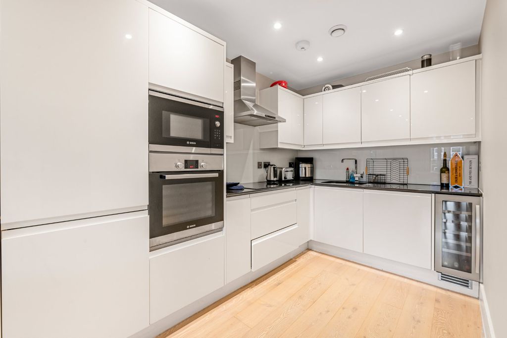 Property photo 3 of 8 Picture No. 05