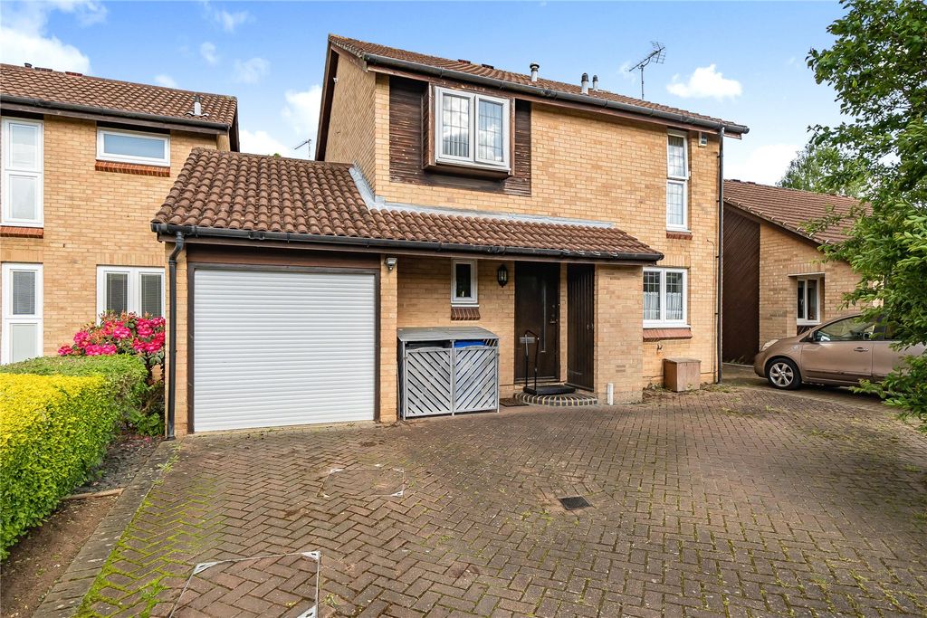 Property photo 1 of 17 Picture No. 01