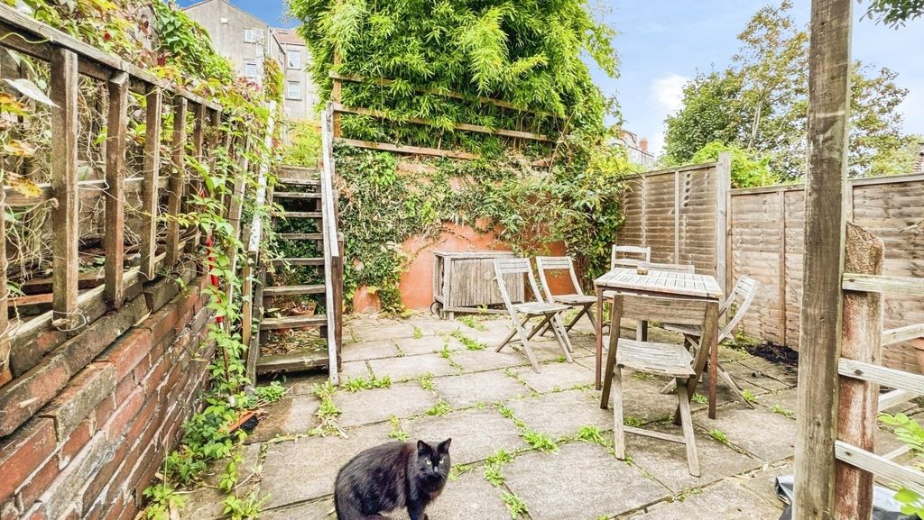 Property photo 2 of 14 Pbox-Img.Jpg