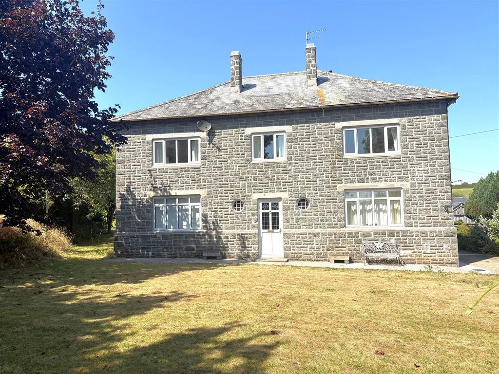 Property photo 1 of 24 Cmladywell Front.W Ed.Jpg