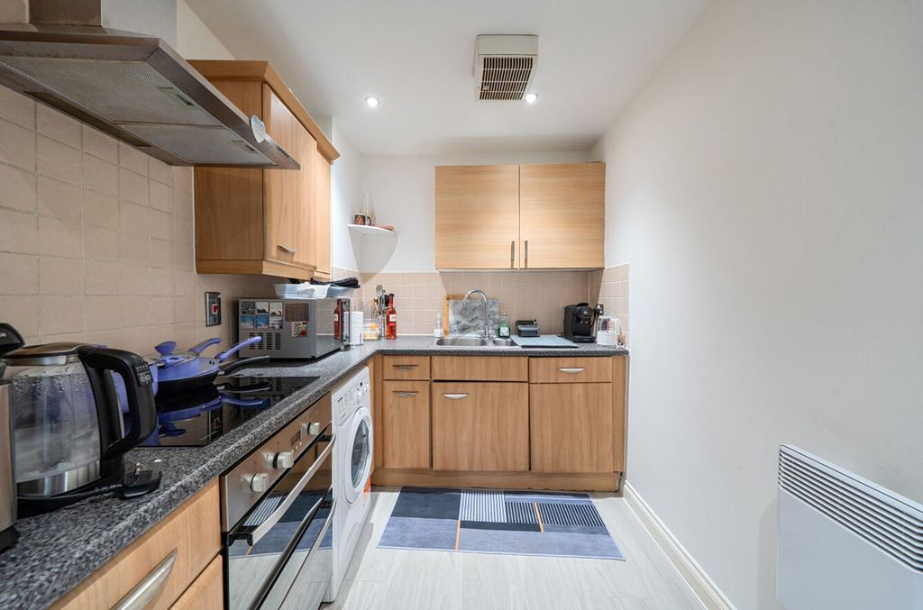 Property photo 3 of 11 1488969-1-6A5F4B7...