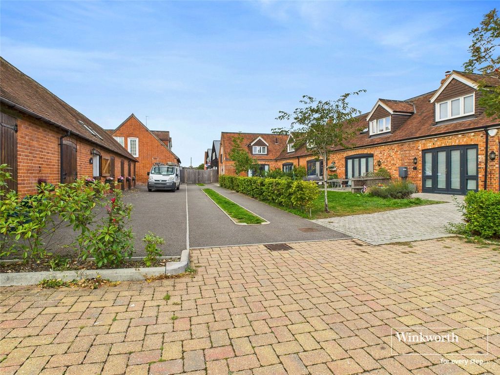 Property photo 2 of 33 Picture No. 02