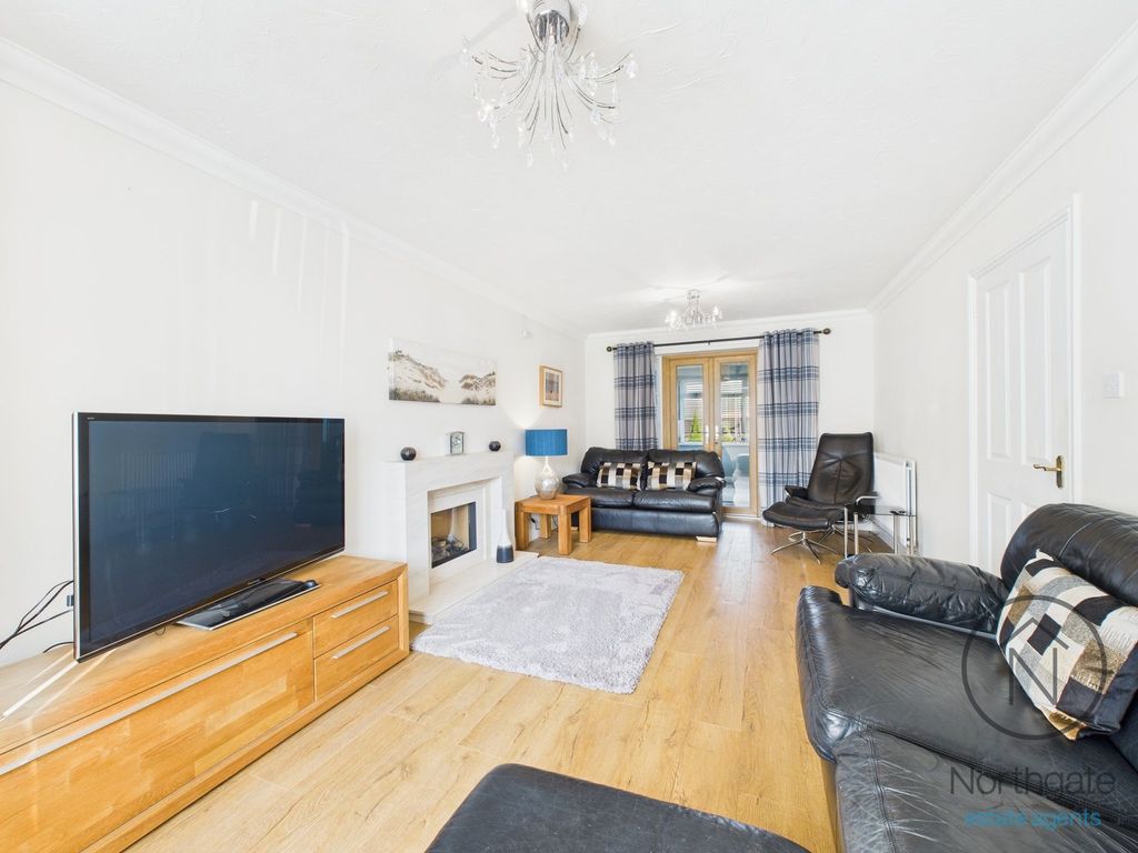 Property photo 3 of 24