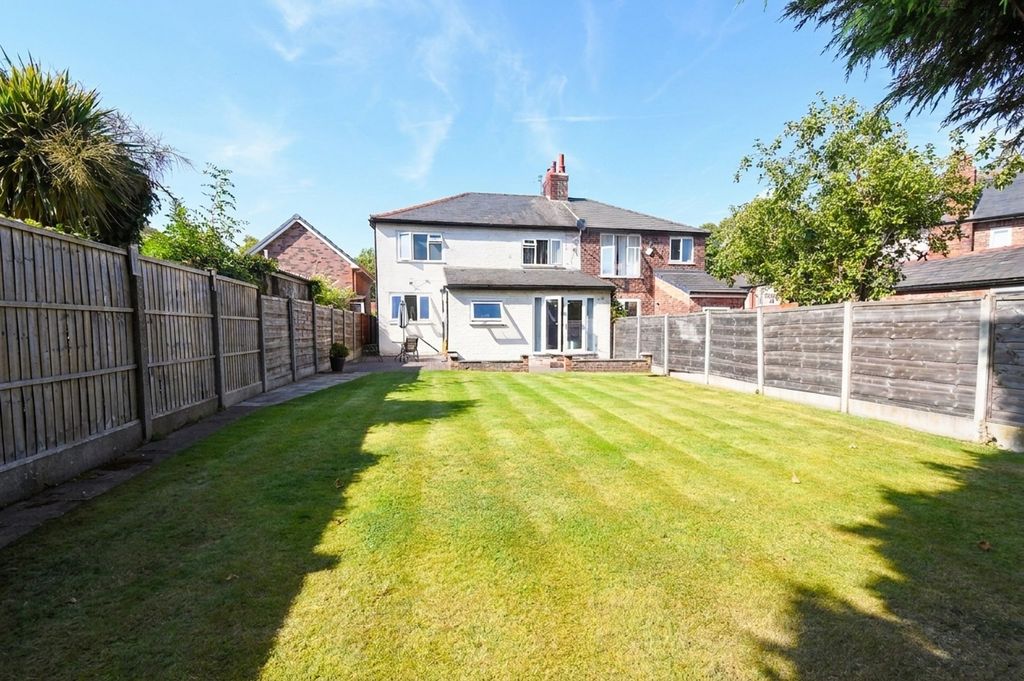 Property photo 2 of 18