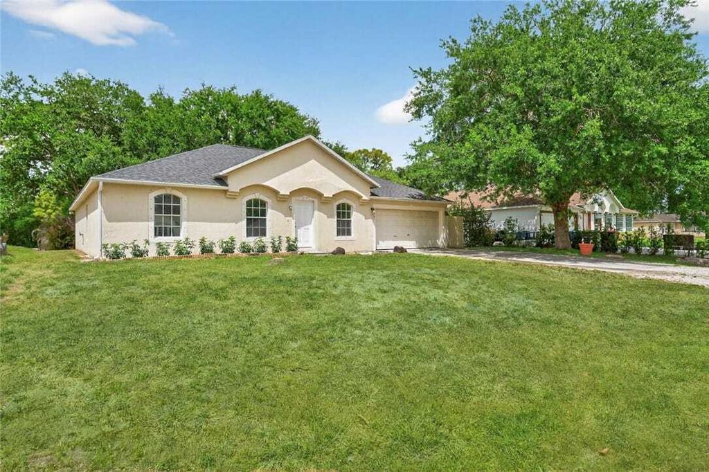 Property photo 1 of 26