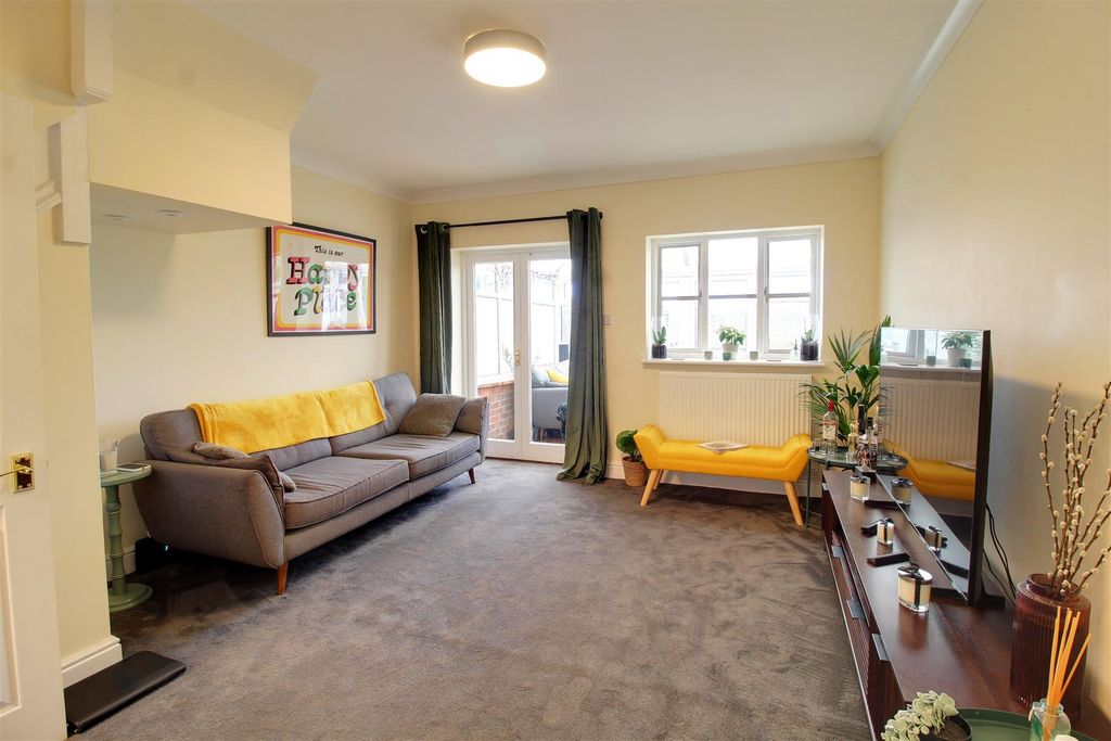 Property photo 2 of 27 Img_1996-Img_1998.Jpg