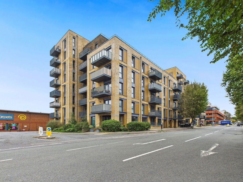 Property photo 1 of 16