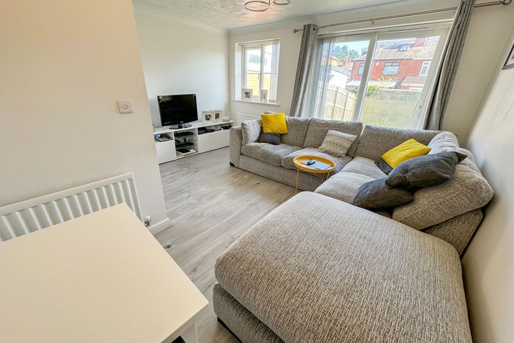 Property photo 3 of 14 3.Jpg