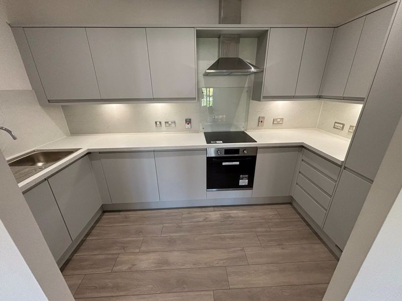 Property photo 3 of 16 Kitchen