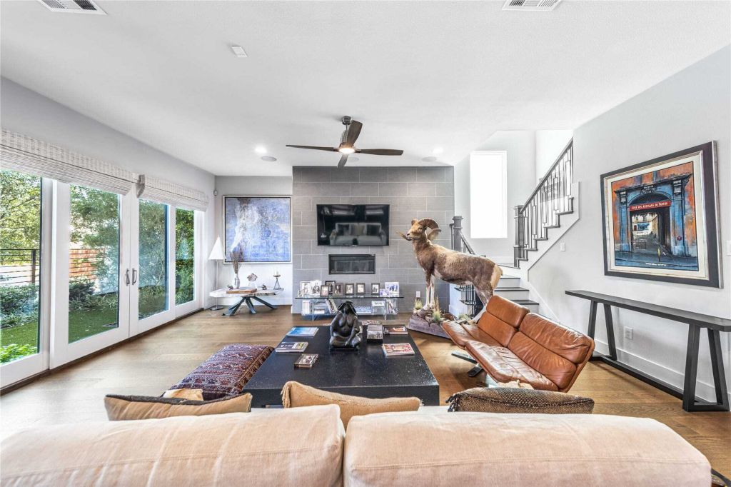 Property photo 3 of 31 <Alttext/>