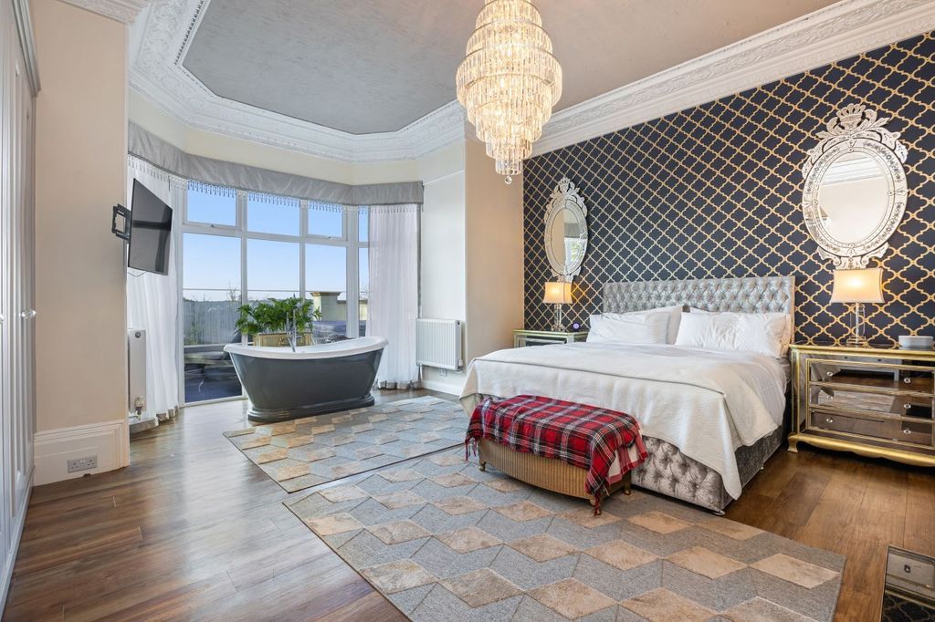 Additional image 9 of 3 bed flat for saleRidgeway Road, Torquay, Devon TQ1