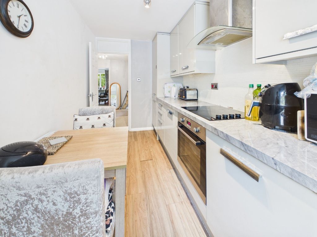 Property photo 3 of 11 5223344